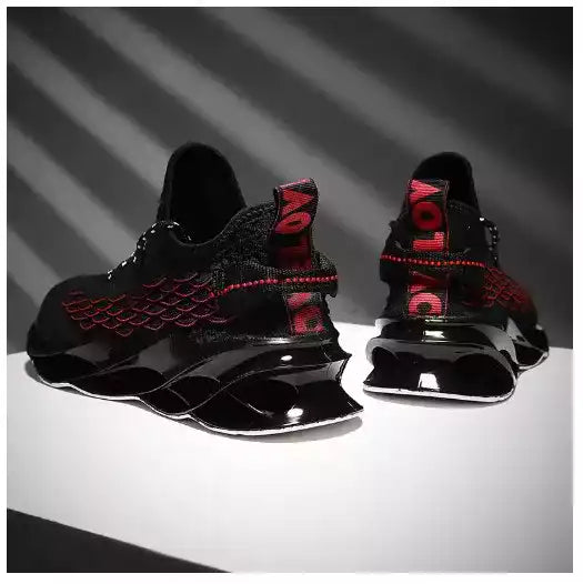 Vue latérale des sneakers de course HJKY noires