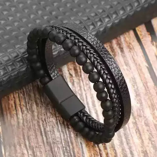 Bracelet ajustable jusqu’à 23 cm avec fermoir pratique