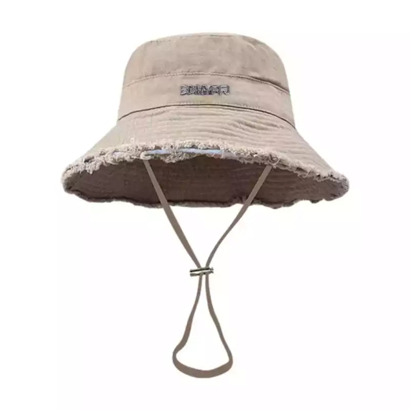 Chapeau bleu pour la plage, protection UV et confort optimal