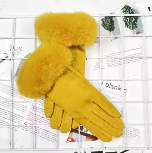 Gants de luxe avec finition en fausse fourrure pour une touche sophistiquée.