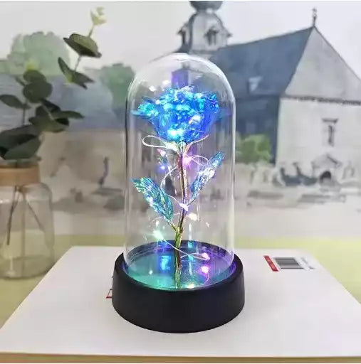 Éclairage LED doux de la Rose Éternelle sous Cloche